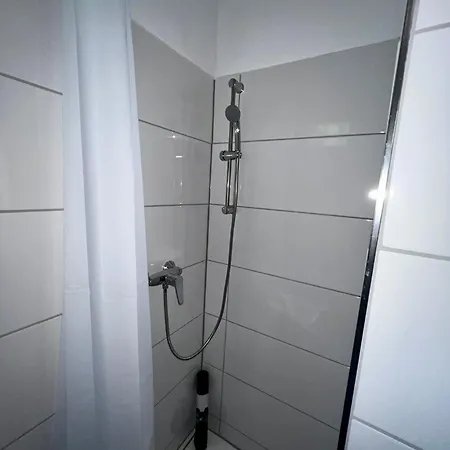 Apartmenthaus In Mit Privatem Garten * Essen