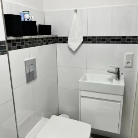 Apartmenthaus In Mit Privatem Garten Holiday home *