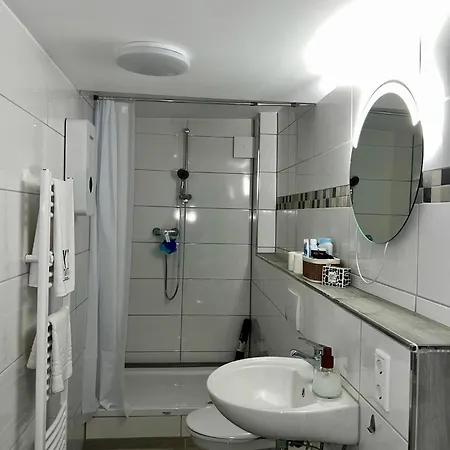 Holiday home Apartmenthaus In Mit Privatem Garten Essen